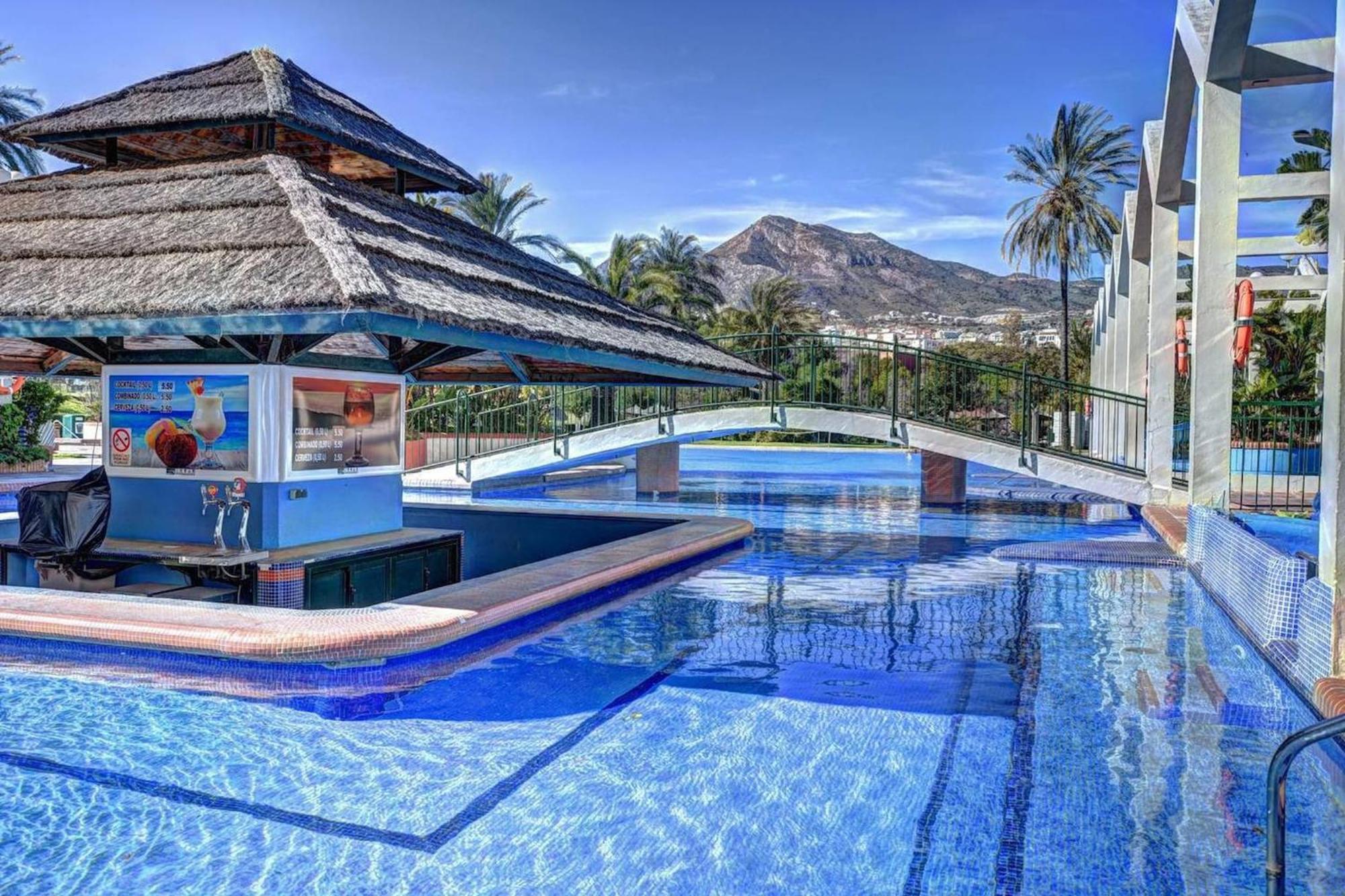 Frontal Sea View Apartment Benalbeach ベナルマデナ エクステリア 写真