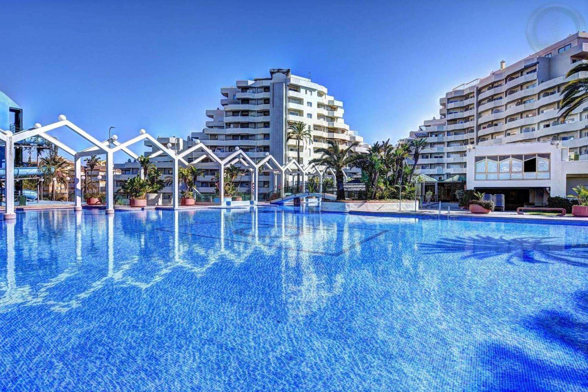 Frontal Sea View Apartment Benalbeach ベナルマデナ エクステリア 写真